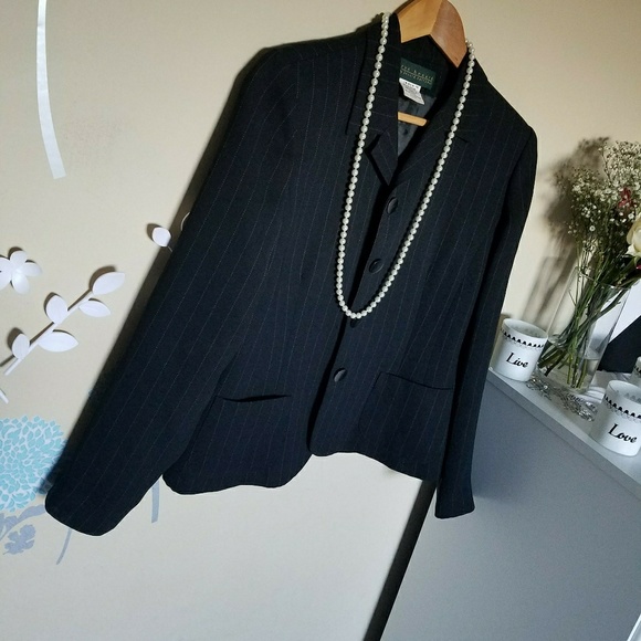 👠Sleek Striped  Blazer👠 - Picture 3 of 5